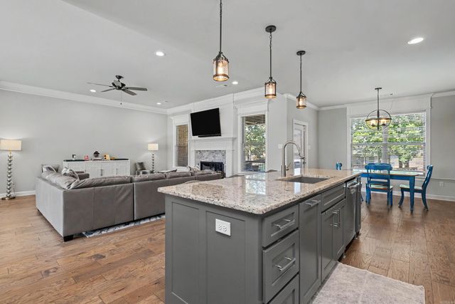 9409 Cliffside Drive, Sherwood, AR 72120