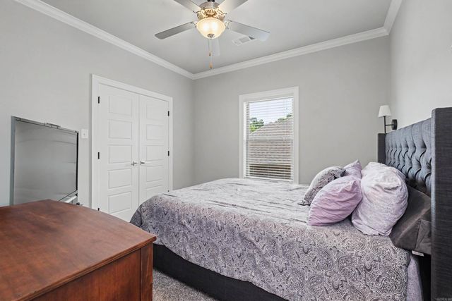 9409 Cliffside Drive, Sherwood, AR 72120