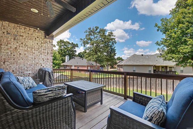 9409 Cliffside Drive, Sherwood, AR 72120