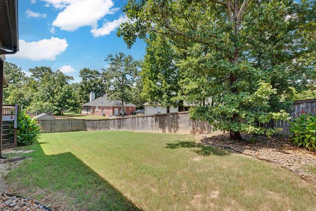 9409 Cliffside Drive, Sherwood, AR 72120
