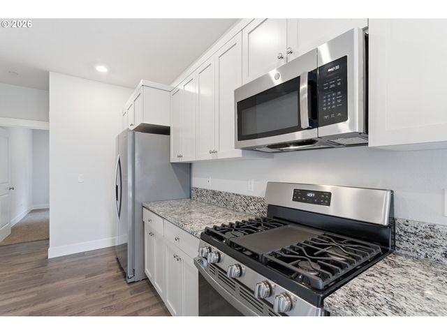 14476 Sw 165TH Ave, Tigard, OR 97224