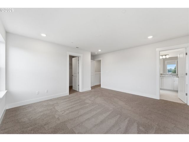 14476 Sw 165TH Ave, Tigard, OR 97224