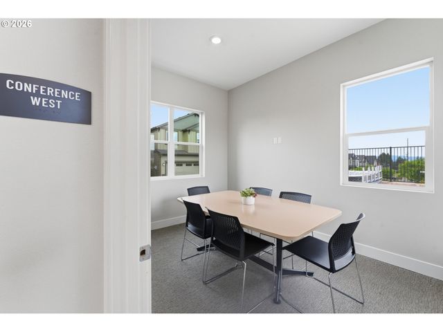 14476 Sw 165TH Ave, Tigard, OR 97224