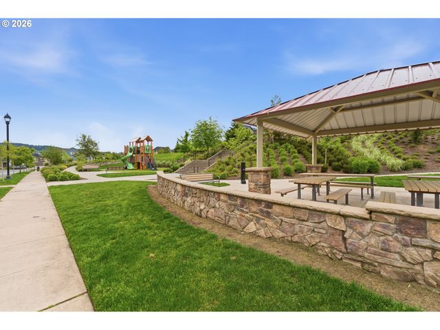 14476 Sw 165TH Ave, Tigard, OR 97224