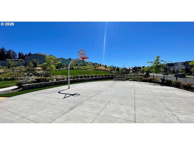 14476 Sw 165TH Ave, Tigard, OR 97224