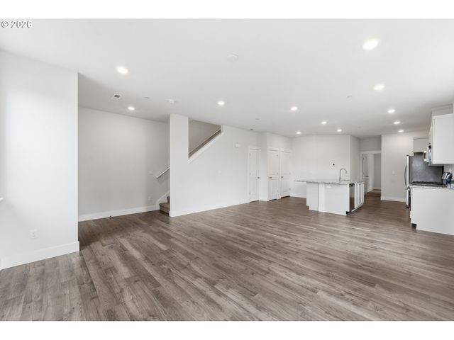 14476 Sw 165TH Ave, Tigard, OR 97224