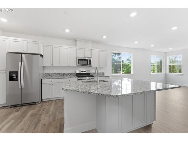 14476 Sw 165TH Ave, Tigard, OR 97224