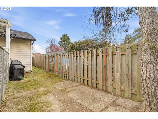 16070 Sw THERESA Ct, Beaverton, OR 97007