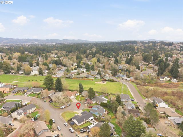 16070 Sw THERESA Ct, Beaverton, OR 97007