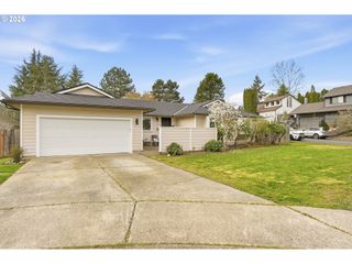 16070 Sw THERESA Ct, Beaverton, OR 97007