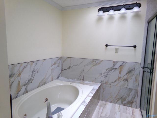 15010 Carlisle Drive, Huntsville, AL 35803