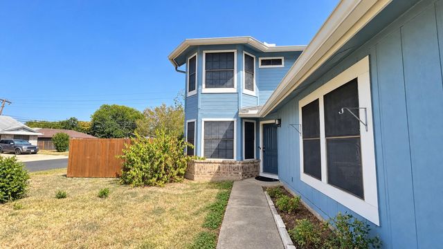 1300 Lauretta Wood DR, Cedar Park, TX 78613