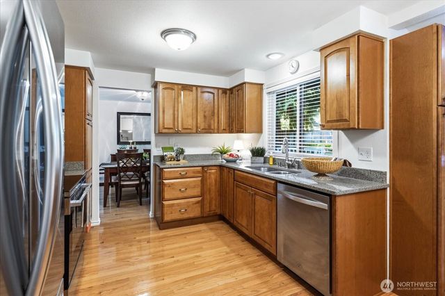22414 NE 12th Court, Sammamish, WA 98074