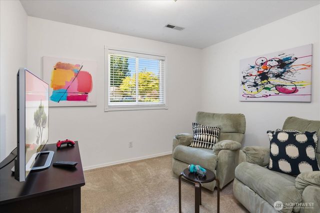 22414 NE 12th Court, Sammamish, WA 98074