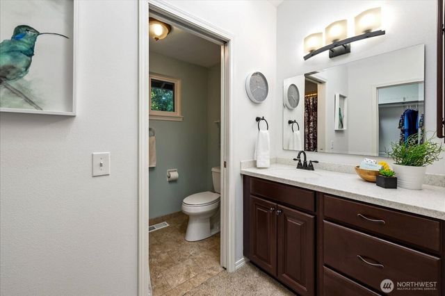 22414 NE 12th Court, Sammamish, WA 98074