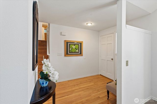 22414 NE 12th Court, Sammamish, WA 98074