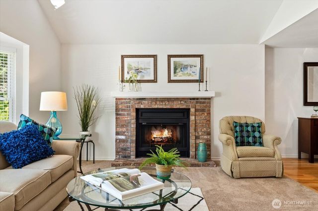 22414 NE 12th Court, Sammamish, WA 98074