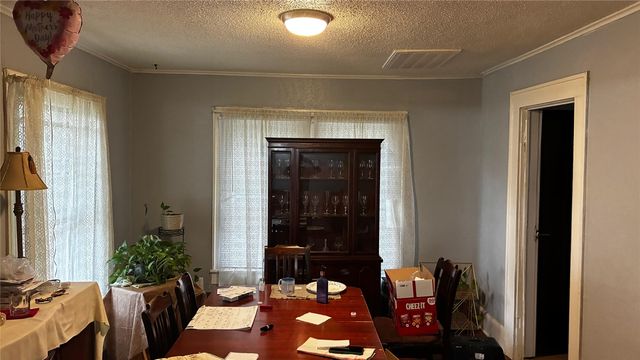 1018 E Woodin Boulevard, Dallas, TX 75216