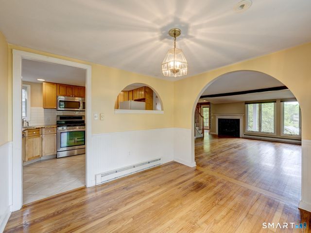 120 Highland Avenue, Branford, CT 06405