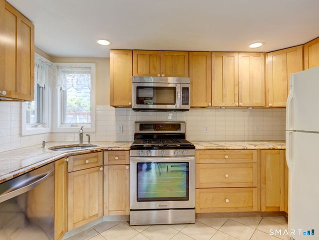 120 Highland Avenue, Branford, CT 06405