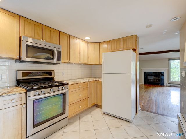 120 Highland Avenue, Branford, CT 06405