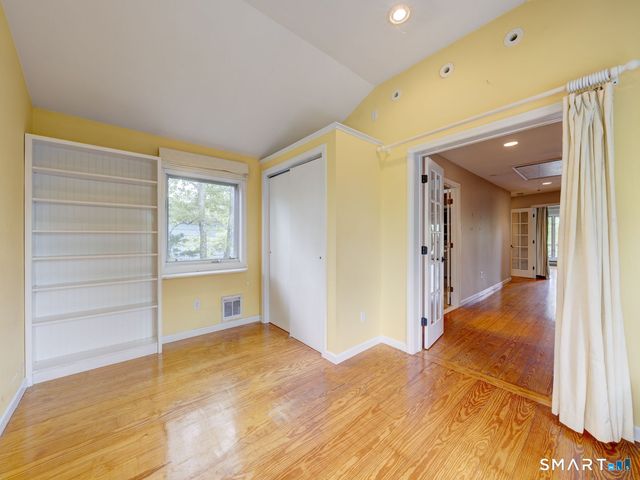 120 Highland Avenue, Branford, CT 06405