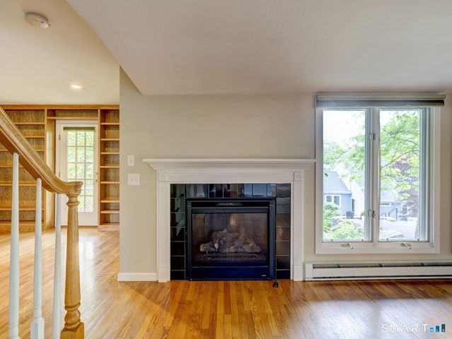 120 Highland Avenue, Branford, CT 06405