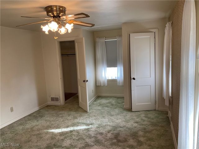 2824 S Meridian Road, Youngstown, OH 44511