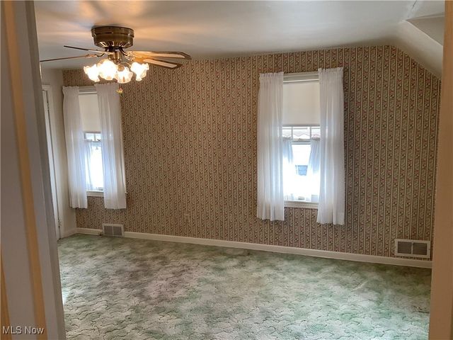 2824 S Meridian Road, Youngstown, OH 44511