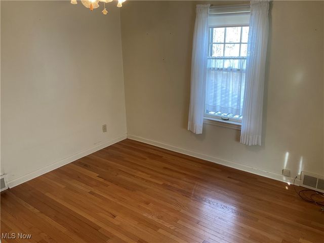 2824 S Meridian Road, Youngstown, OH 44511