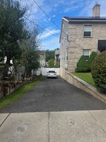 59 Mayfair Road, Yonkers, NY 10710