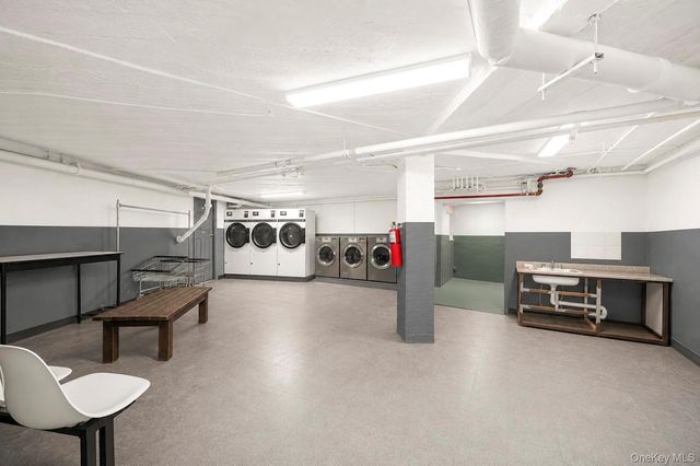 2925 Matthews Avenue 2H, Bronx, NY 10467