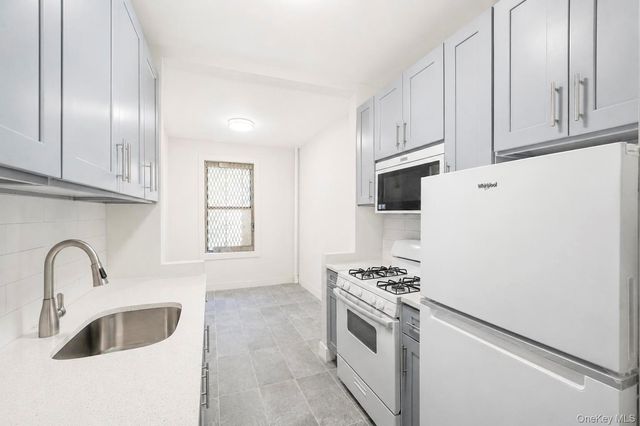 2925 Matthews Avenue 2H, Bronx, NY 10467
