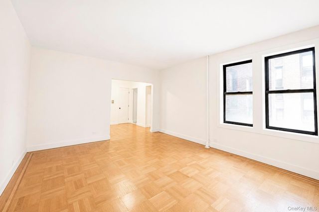 2925 Matthews Avenue 2H, Bronx, NY 10467