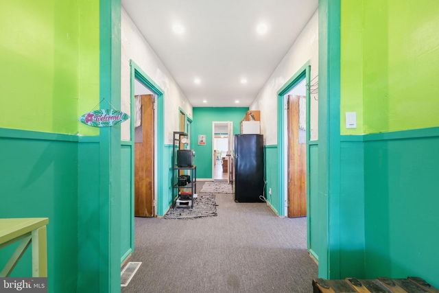 128 W ROBERTS AVE, Wildwood, NJ 08260