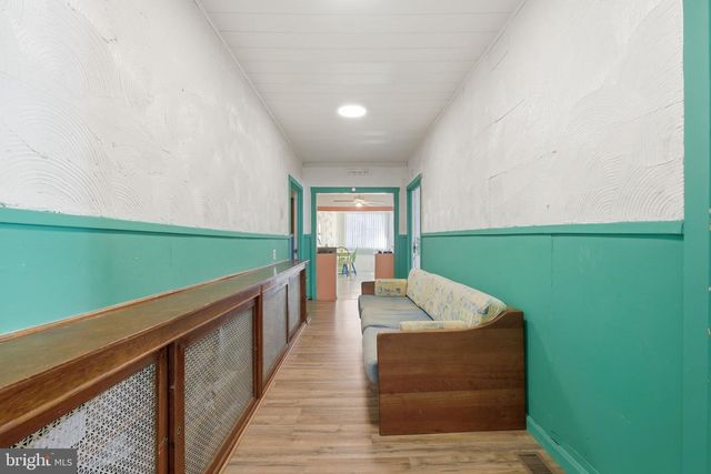 128 W ROBERTS AVE, Wildwood, NJ 08260