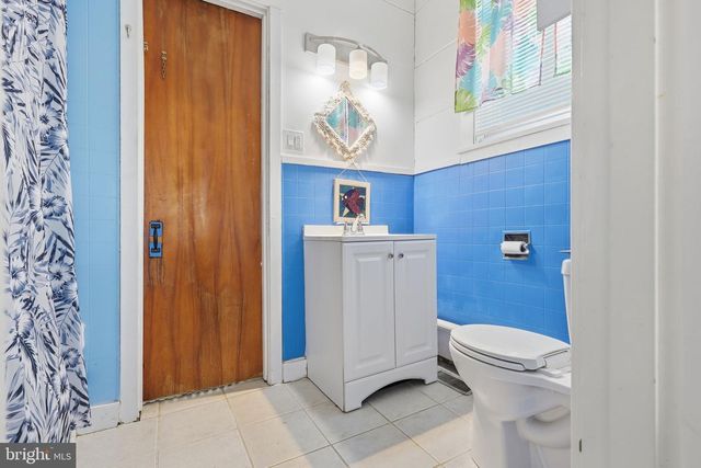 128 W ROBERTS AVE, Wildwood, NJ 08260