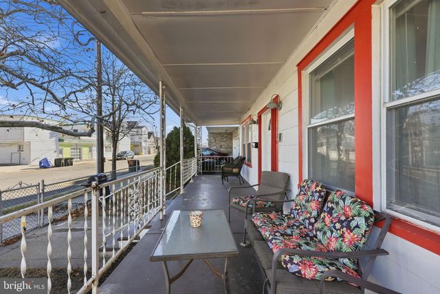 128 W ROBERTS AVE, Wildwood, NJ 08260