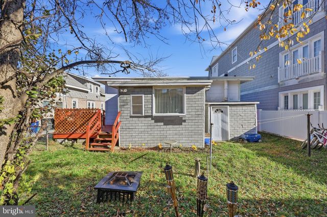 128 W ROBERTS AVE, Wildwood, NJ 08260