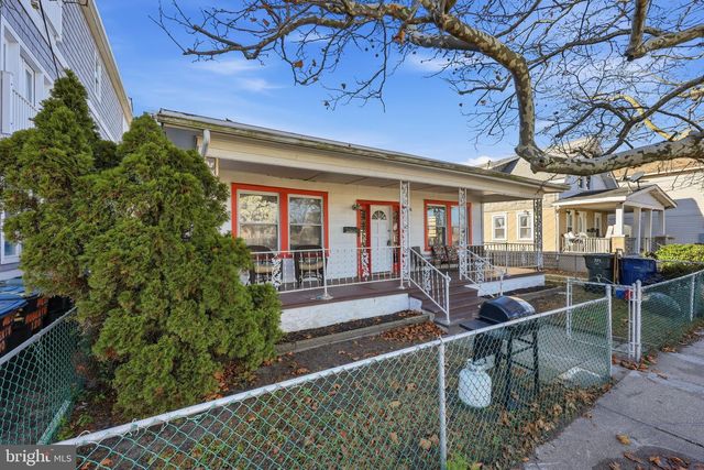 128 W ROBERTS AVE, Wildwood, NJ 08260