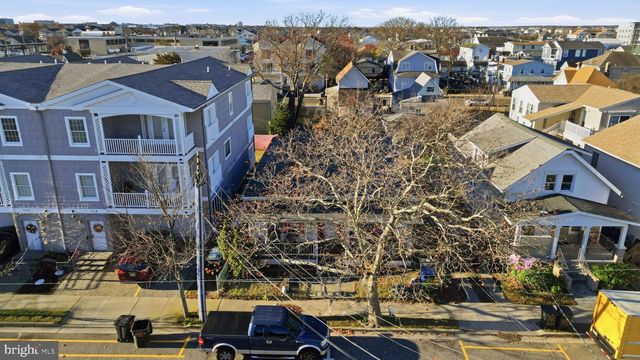 128 W ROBERTS AVE, Wildwood, NJ 08260