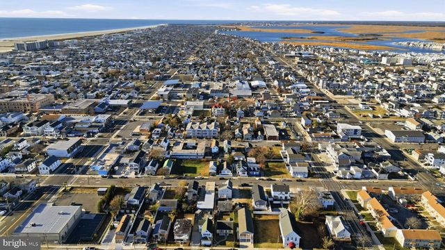 128 W ROBERTS AVE, Wildwood, NJ 08260