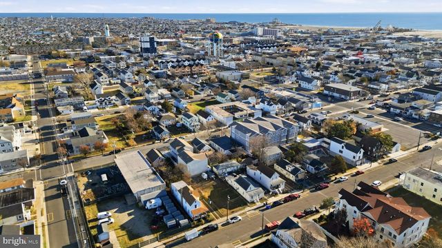 128 W ROBERTS AVE, Wildwood, NJ 08260