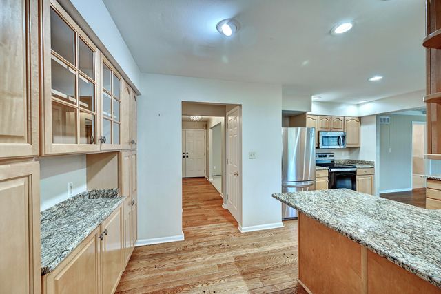 447 White Oak Drive, Edgewood, KY 41017