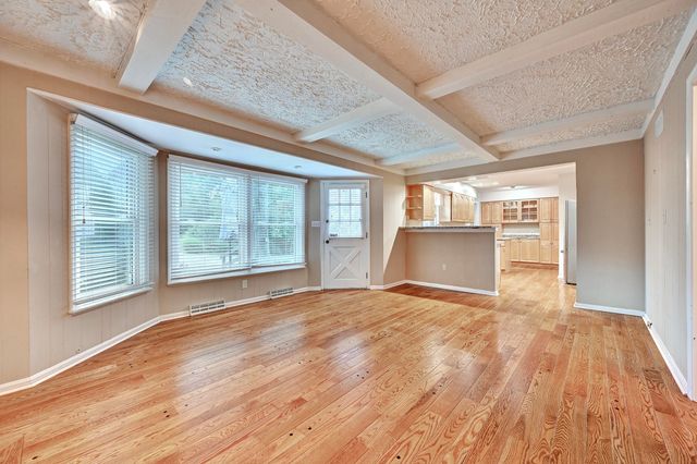 447 White Oak Drive, Edgewood, KY 41017