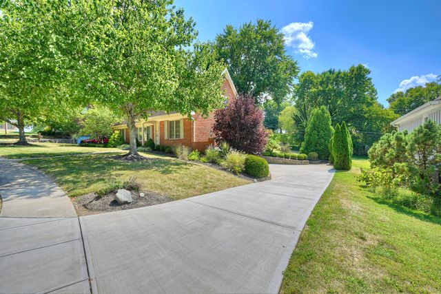 447 White Oak Drive, Edgewood, KY 41017
