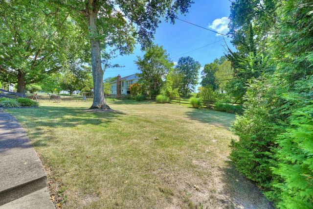 447 White Oak Drive, Edgewood, KY 41017