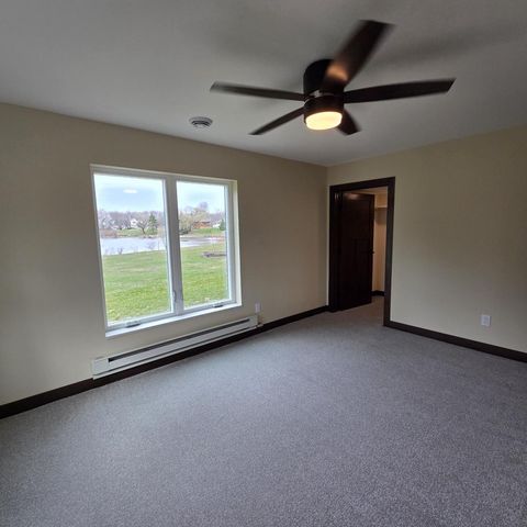 23 Heather Drive, Cottage Grove, WI 53527