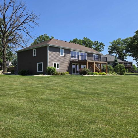 23 Heather Drive, Cottage Grove, WI 53527