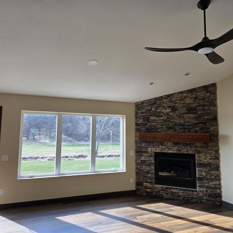 23 Heather Drive, Cottage Grove, WI 53527